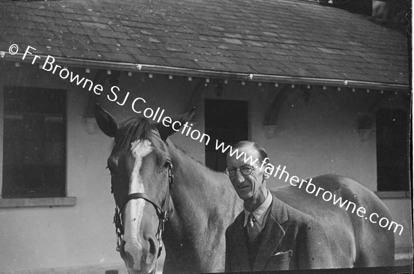 KILLEEN CASTLE   LORD FINGAL WITH HORSE